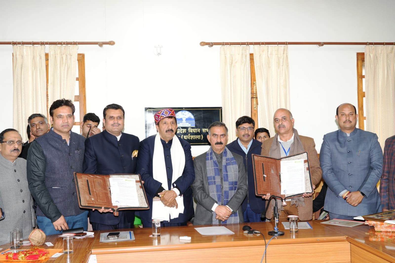 98495684-e224-45d2-a33c-4d3483a24bbc