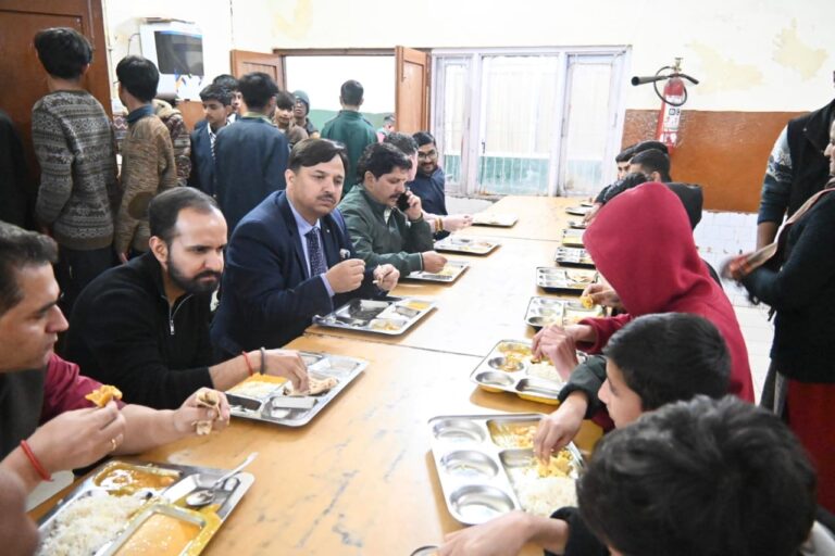 7059f983-4ad3-460e-868e-c612a18f5711