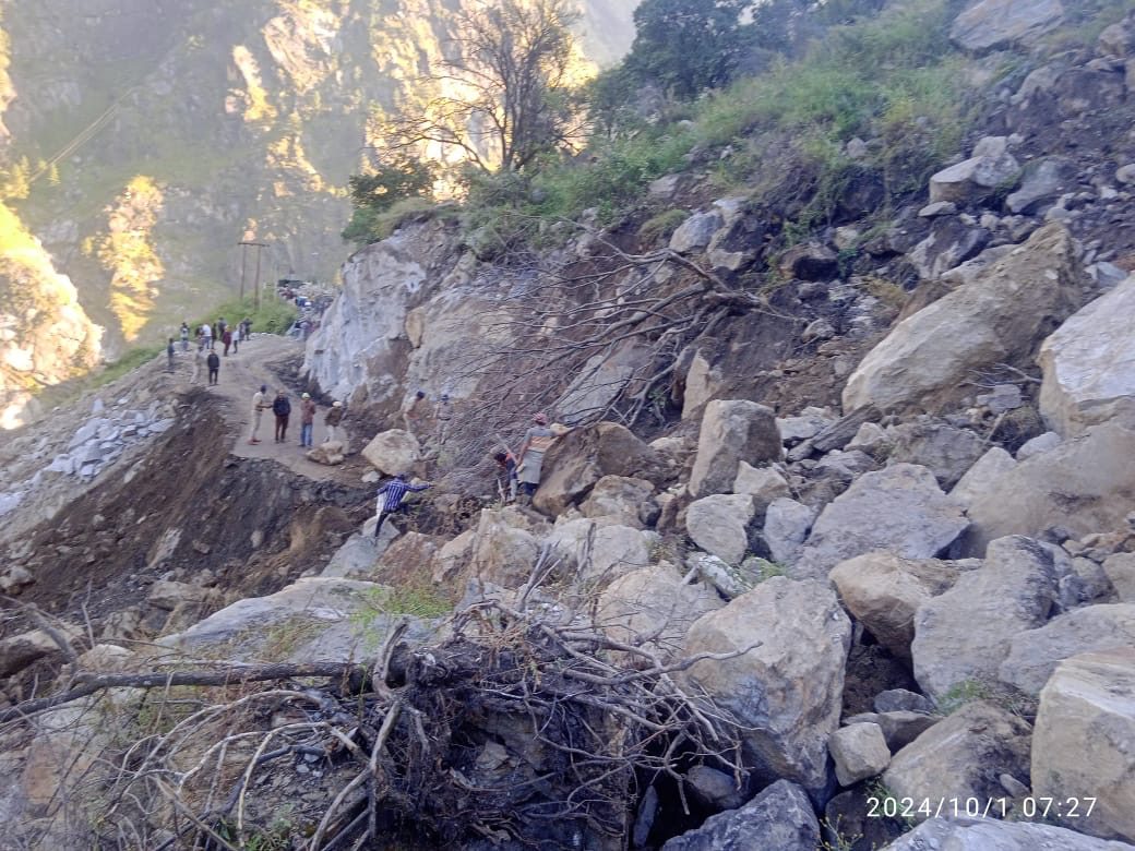 efe93690-6fab-4ffd-8648-cfdf8ed89f4b