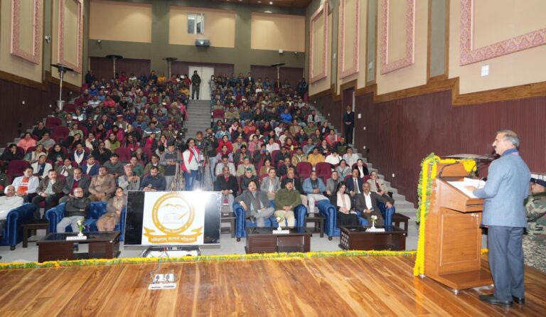 d7a95125-bbf9-4b1f-a0b3-54d007cf81c2