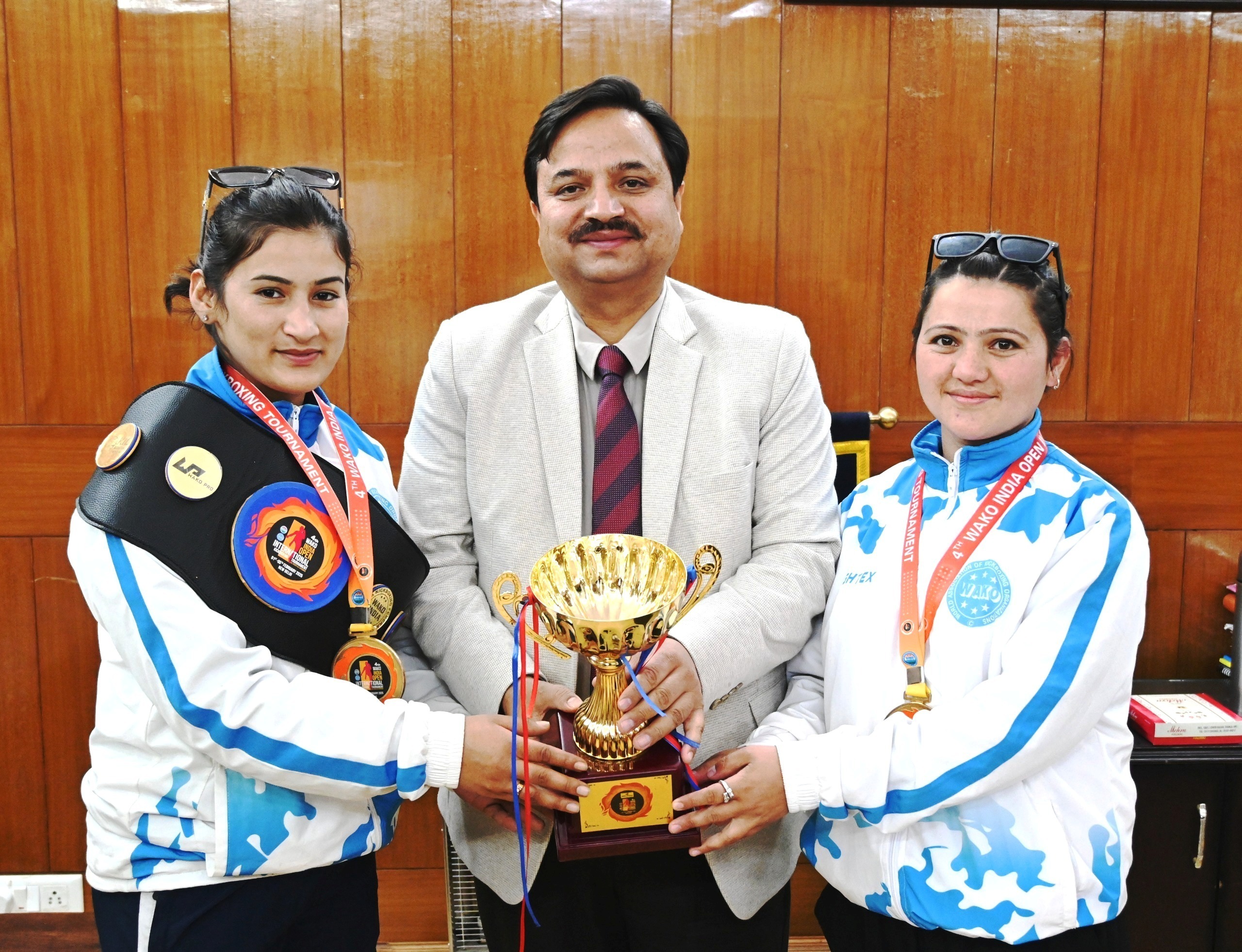 a1e804c4-e4cf-4652-9f3e-c065e4f3acc6