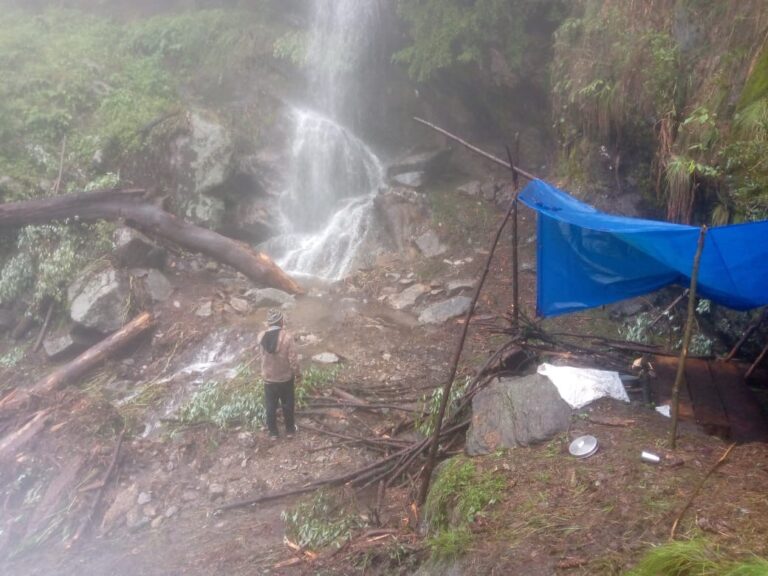 323dce74-9840-4d89-bbd6-69662c9a26fa