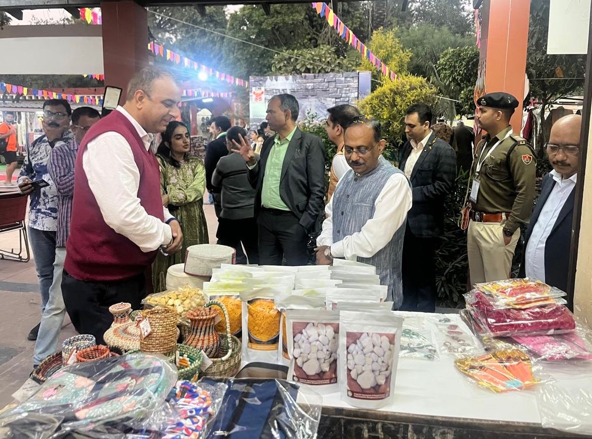 bebc42d4-448b-4691-a6a4-d7b2edfb9dc3