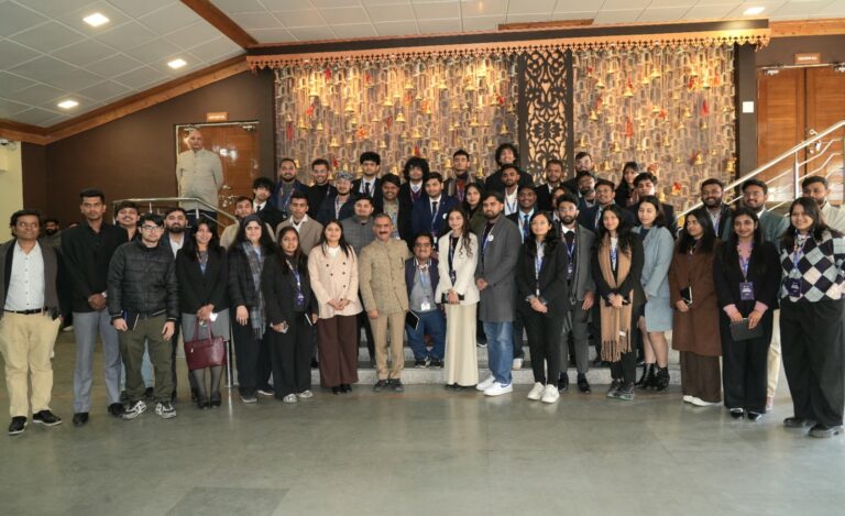 e37fb713-d6c3-4e61-aeb9-53f625fbf939