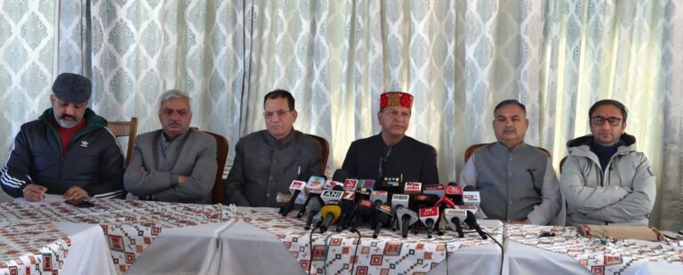 cef2789e-43a6-4742-ae2b-60715139664d